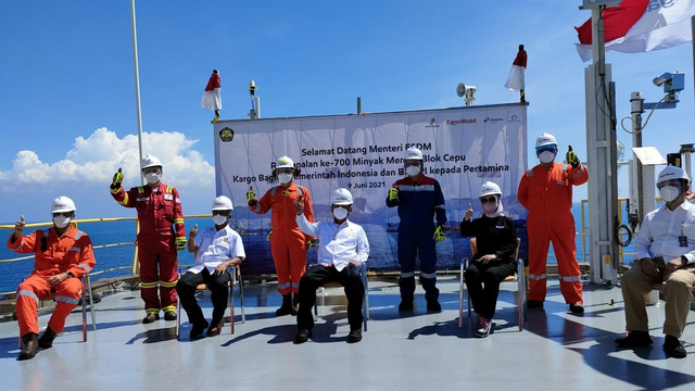 Acara Pengapalan ke-700 Minyak Mentah Blok Cepu Kargo Bagian Pemerintah Indonesia dan BKS PI kepada Pertamina. Foto: Pertamina