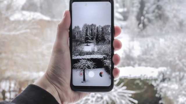 Ilustrasi aplikasi edit video HP. Foto: Pixabay