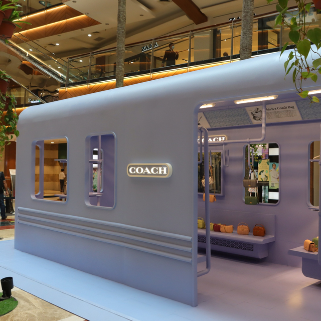 Pop up store berbentuk subway dari Coach Indonesia. Foto: dok. Coach Indonesia/ Kanmo Group