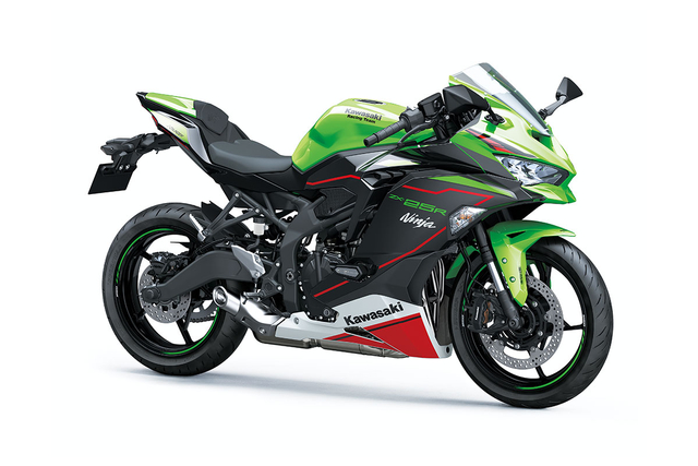 Pilihan warna baru Kawasaki Ninja ZX-25R 2021.  Foto: dok. KMI