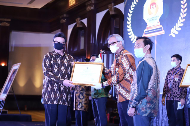 Penganugerahan Anugerah Meritokrasi 2021.  Sumber: menpan.go.id