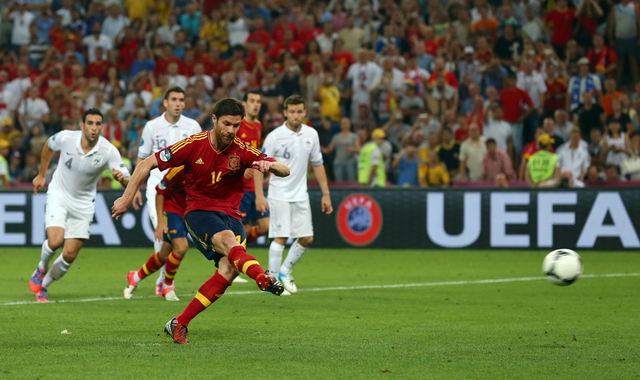 Prmain timnas Spanyol Xabi Alonso.