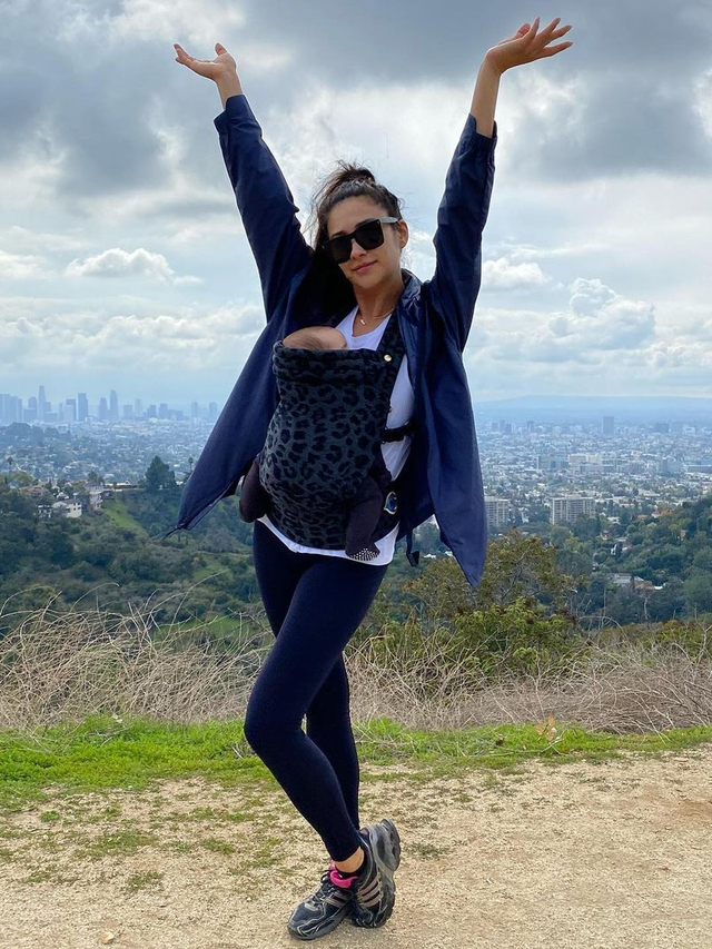 Troian Bellisario. Foto: Instagram/@sleepinthegardn