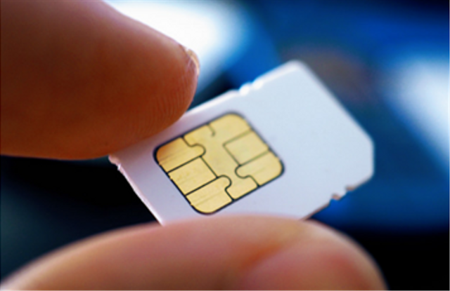 Kartu SIM pada HP. https://www.freepik.com/