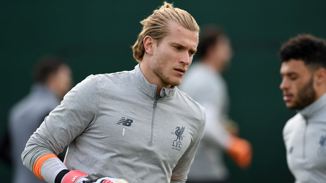 Loris Karius berlatih bersama Liverpool. Foto: Paul ELLIS / AFP
