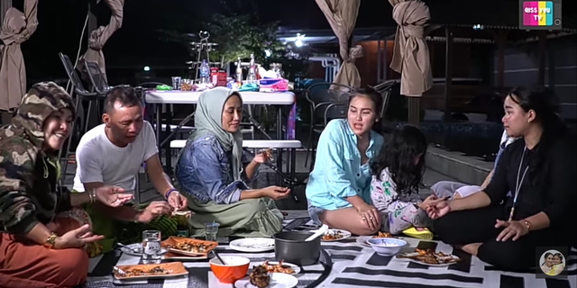 Vila Ayu Ting Ting. Foto: Qiss You TV