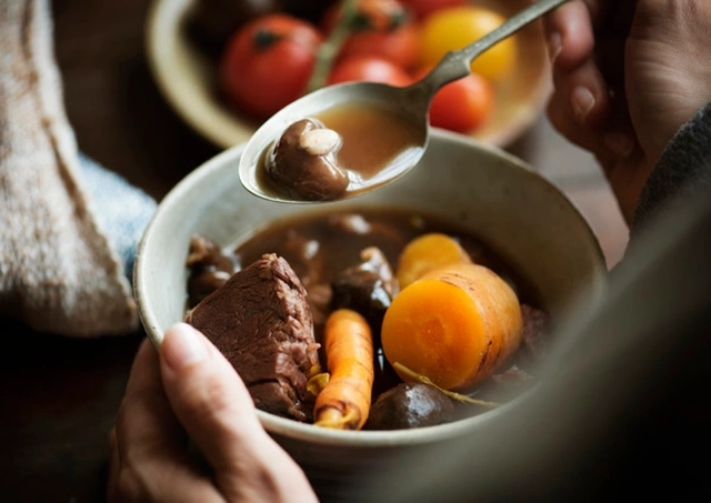 ilustrasi resep semur daging betawi, sumber gambar: https://www.freepik.com/
