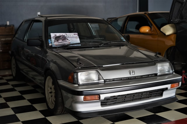 Ilustrasi mobil klasik, Honda Civic Wonder. Foto: dok. Muhammad Ikbal/kumparan