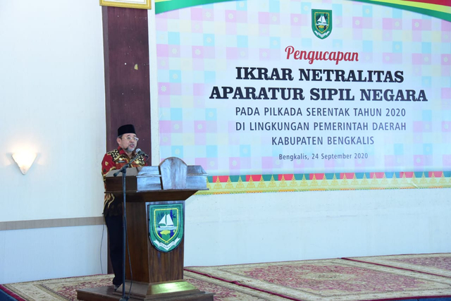 Pengucapan Ikrar Netralitas ASN Kabupaten Bengkalis. Sumber: www.bengkaliskab.go.id
