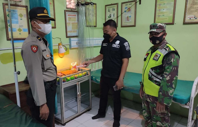 Geger, Warga Mojokerto Temukan Bayi Perempuan di Atas Kayu Bakar