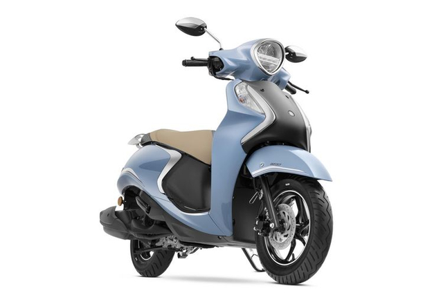 Tampilan depan Yamaha Fascino hybrid. Foto: Rushlane