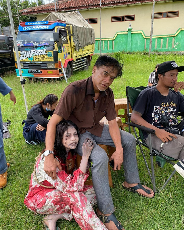 Sara Fajira dan Donny Damara. Foto: Instagram/sarafajira