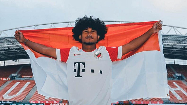 Bagus Kahfi bersama FC Utrecht. Foto: Instagram.com/baguskahfiii/