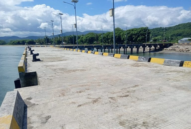 Proyek Pembangunan tambatan perahu pota. Foto : Engkos Pahing