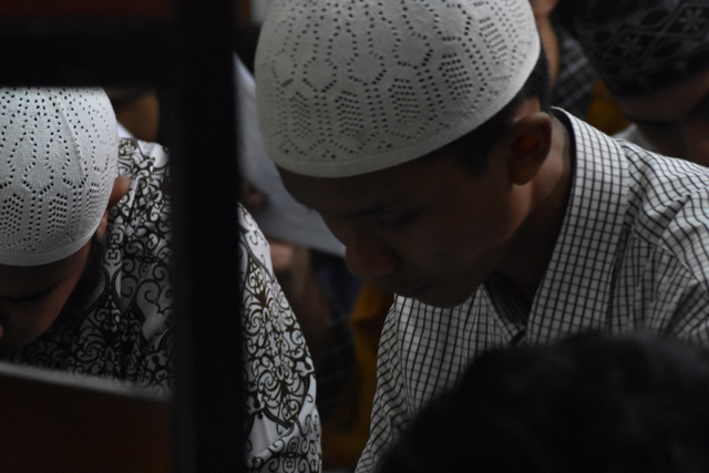 Bacaan sholawat munjiyat latin. Sumber: unsplash.com