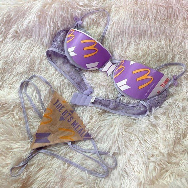 Bikini dari BTS Meal dok Twitter rosesmorte