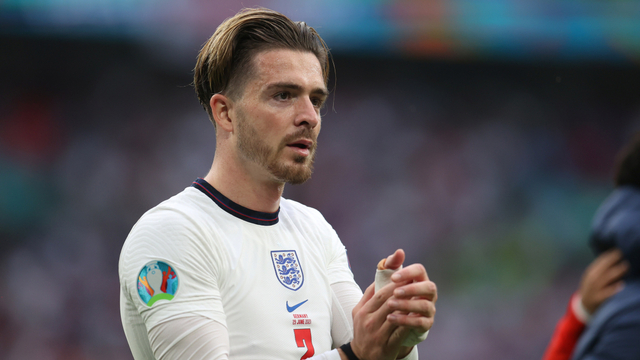 Ekspresi pemain Inggris Jack Grealish usai pertandingan melawan Jerman pada pertandingan babak 16 besar Euro 2020 di Stadion Wembley, London, Inggris. Foto: Catherine Ivill/Reuters