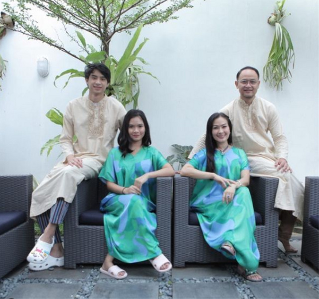 Keluarga Iis Dahlia. Foto: Instagram/isdadahlia