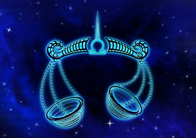 Ilustrasi Sifat Zodiak Libra, Sosok Sosialita dan Pecinta Damai. Foto: Pixabay