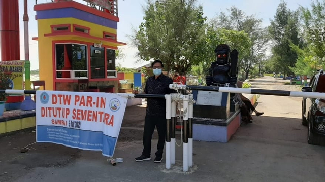 Tempat wisata Randusanga Indah Brebes ditutup. (Foto: Fajar Eko)