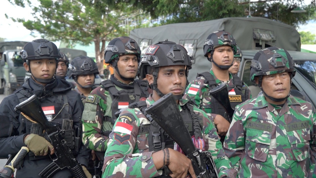 Pasukan tambahan yang dikirim ke Elelim, Kabupaten Yalimo. (BumiPapua.com/Stefanus Tarsi)
