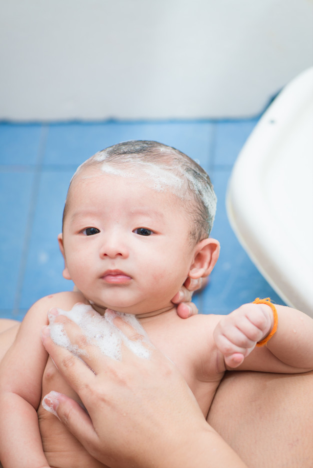 Tips Mencuci Rambut Bayi Foto: Freepik