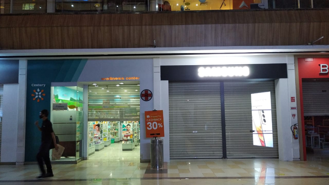 Suasana swalayan di dalam Mall Ciputra Semarang saat PPKM Darurat. Foto: Dok. Istimewa