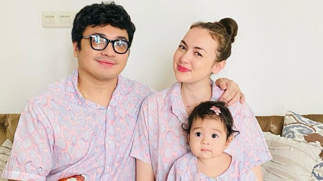 Kenapa Si Kecil Tidak Suka Durian seperti Anak Rianti Cartwright? Foto: Instagram / @riantic