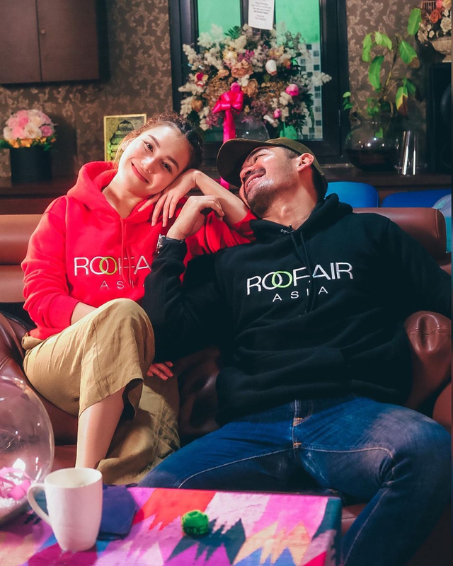 Ayu Ting Ting dan Robby Purba. Foto: Instagram/robbypurba