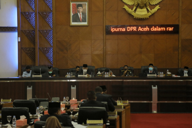 Ilustrasi rapat paripurna di gedung DPR Aceh, Selasa (27/10/2020). Foto: Abdul Hadi/acehkini