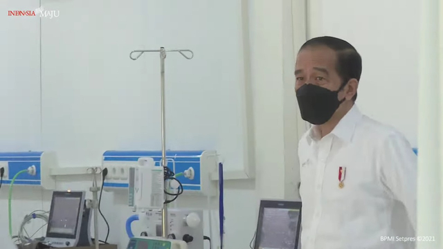 Presiden Jokowi tinjau Rumah Sakit COVID-19 yang dibangun WIKA. Foto:  Dok. WIKA Gedung