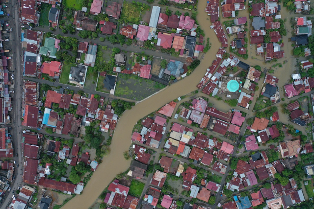 Foto udara banjir di Kecamatan Darul Imarah, Aceh Besar, Minggu (11/7). Foto: Abdul Hadi/acehkini