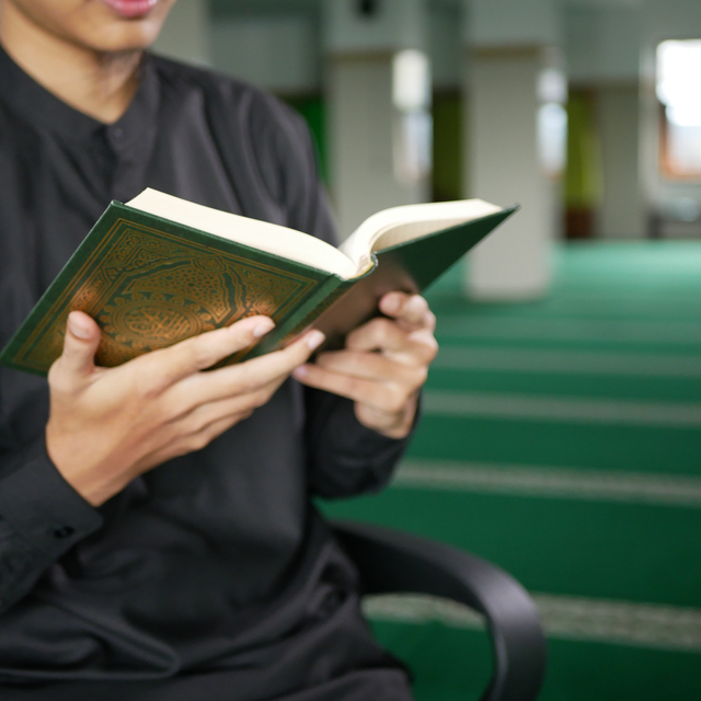 Ilustrasi puasa sunnah bulan Muharram, sumber foto: https://unsplash.com/