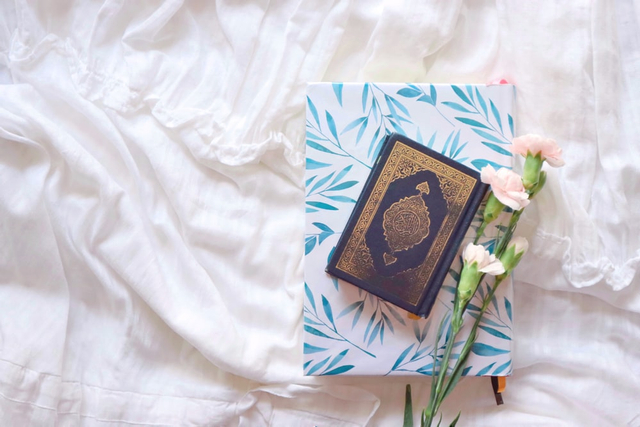 keutamaan surat Al Ashr. Sumber foto : www.pexels.com