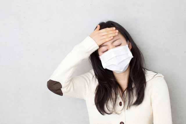 Mengatasi demam setelah vaksin. Foto: Shutterstock