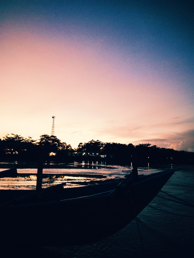 Kapal nelayan setelah pulang berlayar, Ujung Genteng, Sukabumi. Foto: Dok.Pribadi/ Dieva Azzahra A