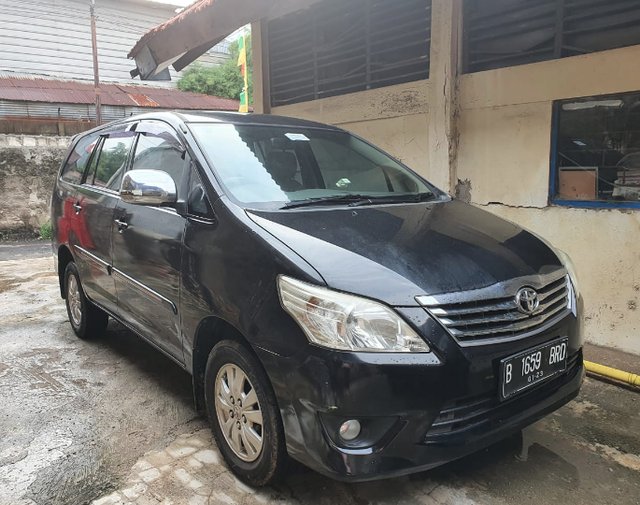 KPKNL Lelang Toyota Innova. Foto: dok. lelang.go.id