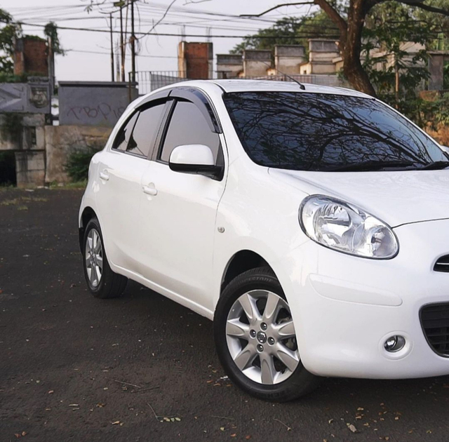 Lelang Nissan March Arief Muhammad. Foto: dok. Instagram Arief Muhammad