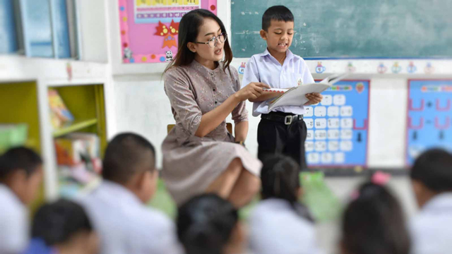 Ilustrasi guru di sekolah inklusi. Foto: Shutter Stock
