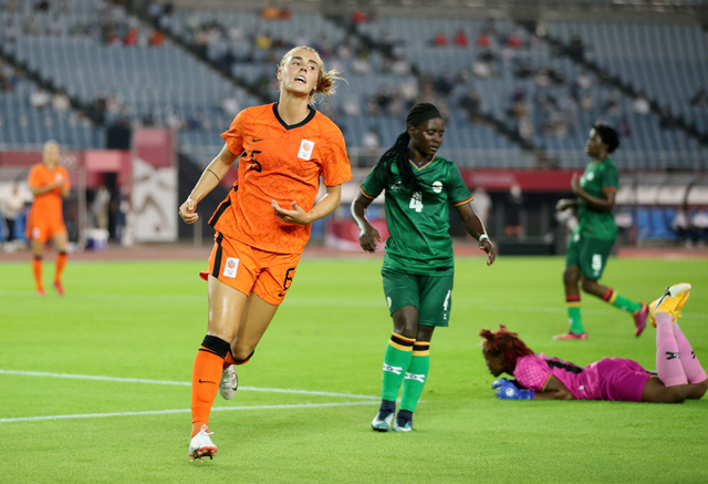 Pemain Belanda Jill Roord merayakan gol saat melawan Zambia pada Olimpiade Tokyo 2020 di Stadion Miyagi, Miyagi, Jepang. Foto: Molly Darlington/Reuters