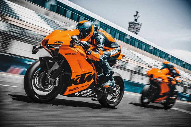 KTM resmi meluncurkan RC 8C. Foto: Visordown