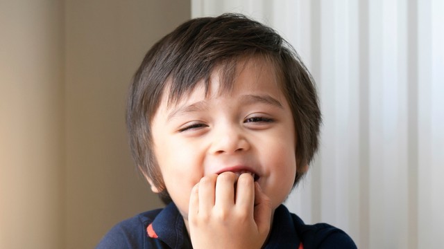 Ilustrasi Lidah Tergigit. Foto: Shutter Stock