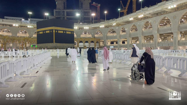 Jemaah umrah kembali berdatangan ke Masjidil Haram usai pelaksanaan haji 2021 berakhir . Foto: gph.gov.sa