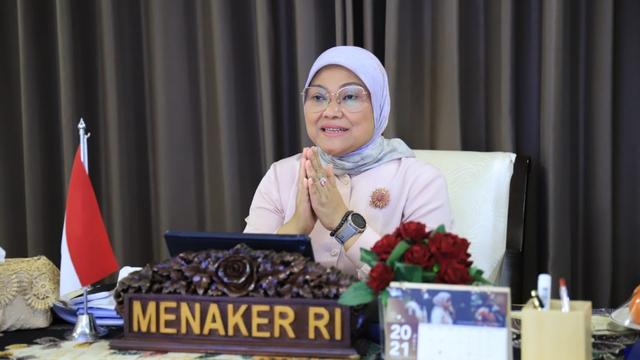 Menteri Ketenagakerjaan, Ida Fauziyah, saat meresmikan Gerakan #TalentHubBantuKerja secara virtual, Minggu (25/7). Foto: Kemnaker