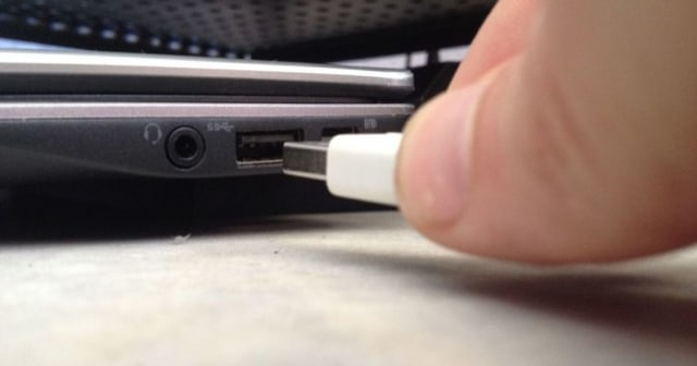 Ilustrasi flashdisk yang tidak bisa diformat. Foto: Wikimedia Commons