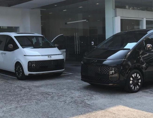 Wujud Hyundai Staria yang sudah ada diler. Foto: Dok. Istimewa