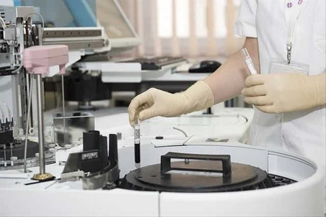 Pekerjaan yang berhubungan denagn produksi teknologi pangan. Foto: dok. https://pixabay.com/