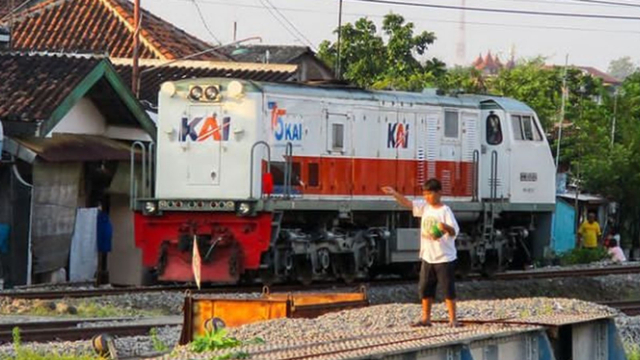 Foto kereta api. Sumber: https://www.instagram.com/muhammadghaleh/