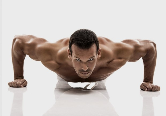 Gerakan Push Up (Sumber: Pixabay)