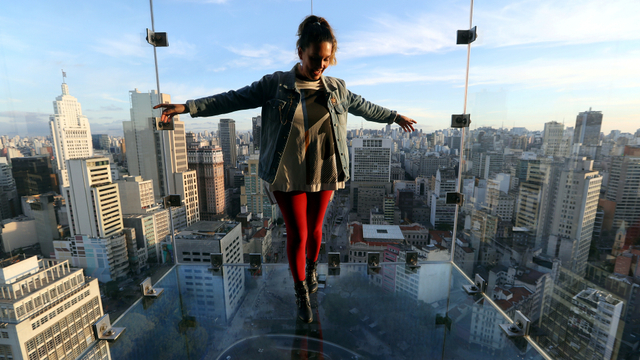 Gedung Sampa Sky di Brasil. Foto: Amanda Perobelli/REUTERS